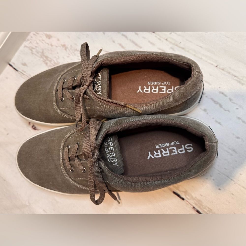 Sperry Men’s Brown Canvas Sneakers - Picture 4 of 7